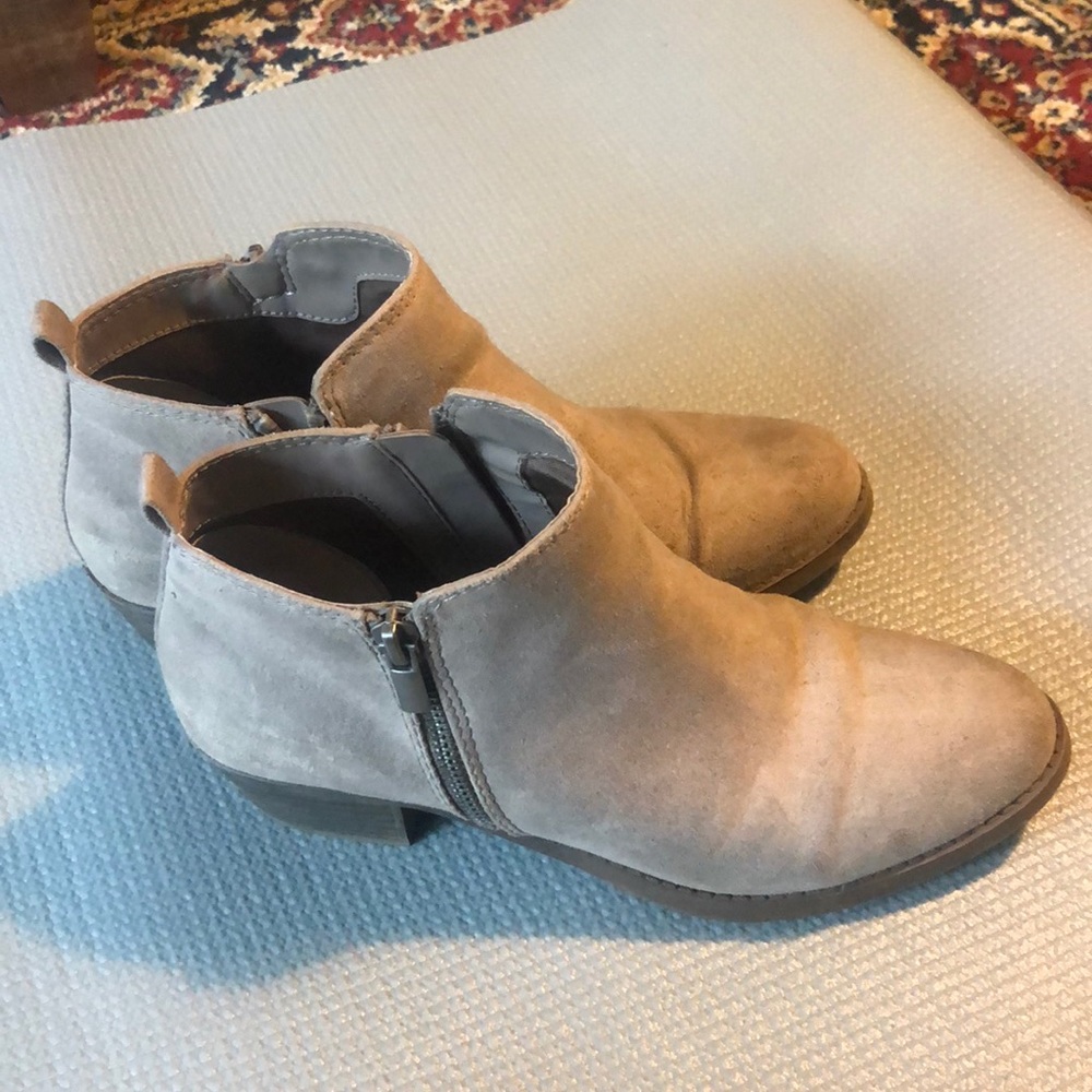 Carlos Santana Suede Ankle Boots
